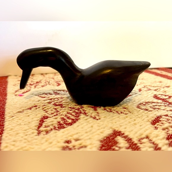 Solid Mahogany Wood Carved Duck - Picture 2 of 6